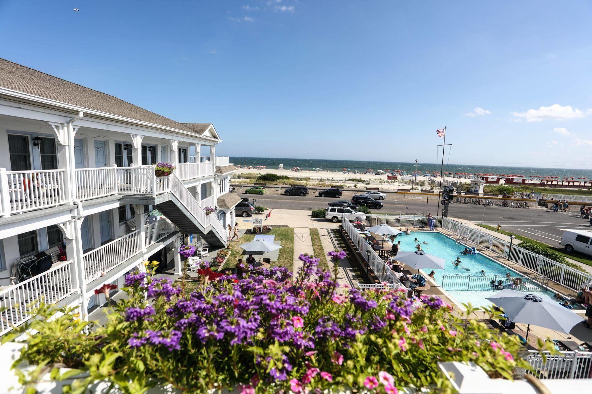 Mahalo Cape May Exterior photo